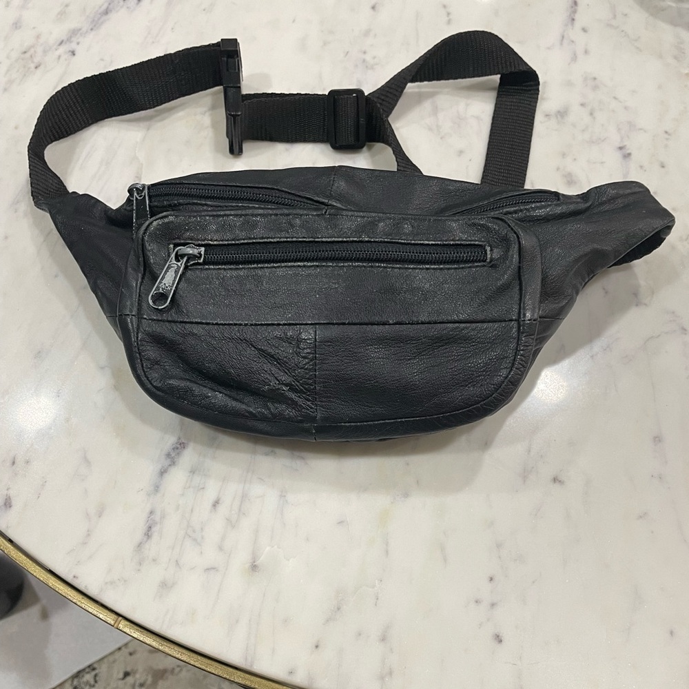 Vintage 90s Black Leather Fanny Pack Waist Bag Sling 2 Zipper Pockets Long Strap